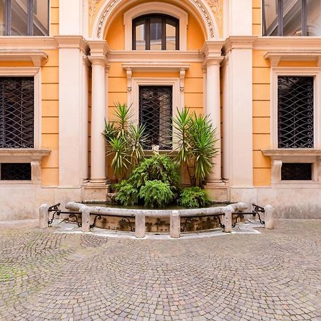 Spanish Garden Rome Luaran gambar